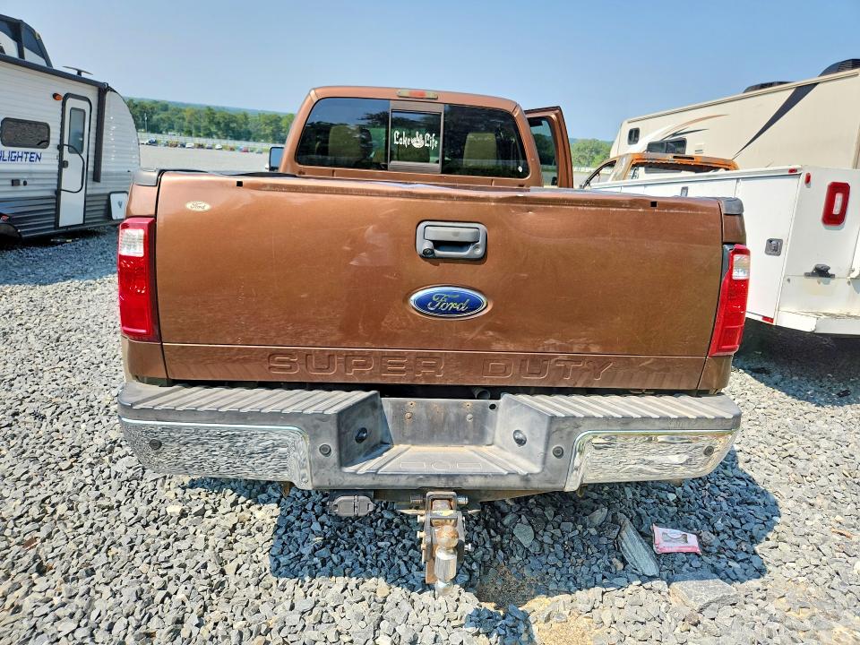 62854216 :رقم المزاد ، 1FT8W3DT8BEB12302 vin ، 2011 Ford F350 مزاد بيع
