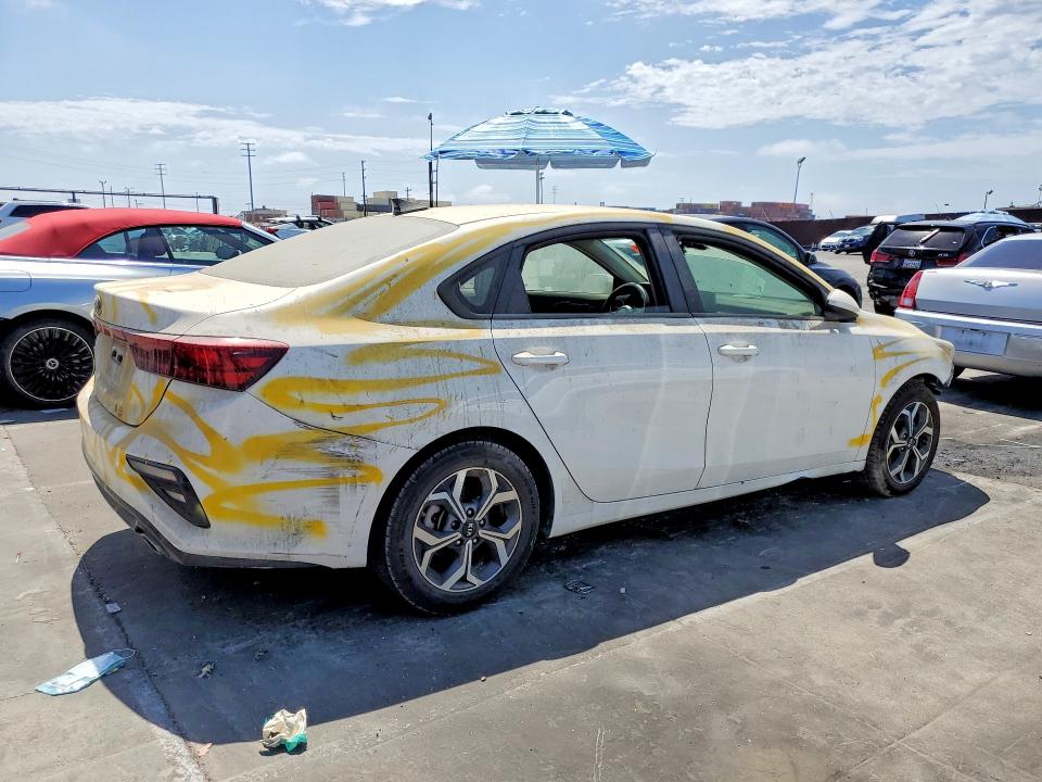 Продажа на аукционе авто 2021 Kia Forte, vin: 3KPF24AD6ME342532, номер лота: 61559146
