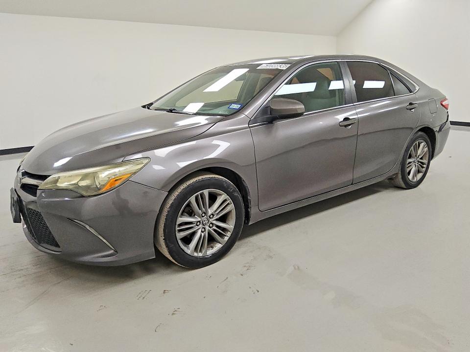 Aukcja sprzedaży 2015 Toyota Camry, vin: 4T1BF1FK6FU043597, numer aukcji: 61056836