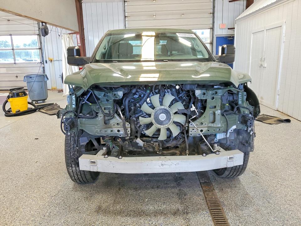 Продаж на аукціоні авто 2022 Toyota Tundra, vin: 5TFLA5DB9NX002587, номер лоту: 60000356