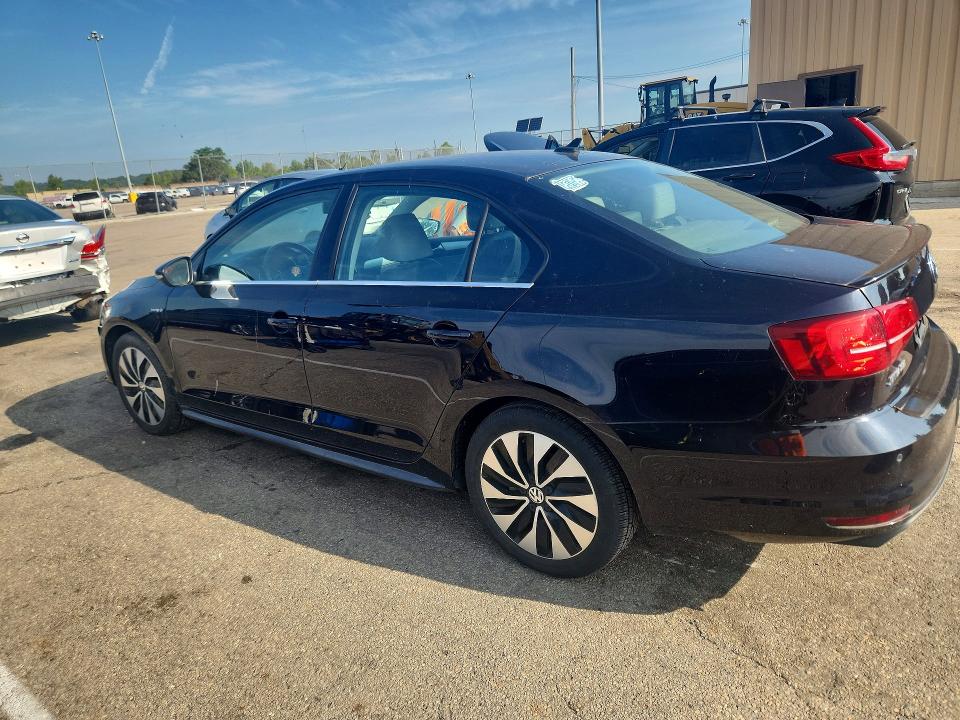 60207276 :رقم المزاد ، 3VW637AJ0GM380415 vin ، 2016 Volkswagen Jetta مزاد بيع