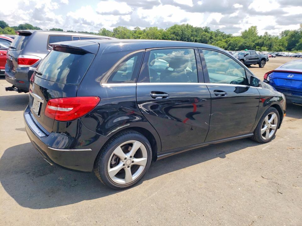 62796196 :رقم المزاد ، WDDMH4EB8EJ187989 vin ، 2014 Mercedes-benz B250 مزاد بيع