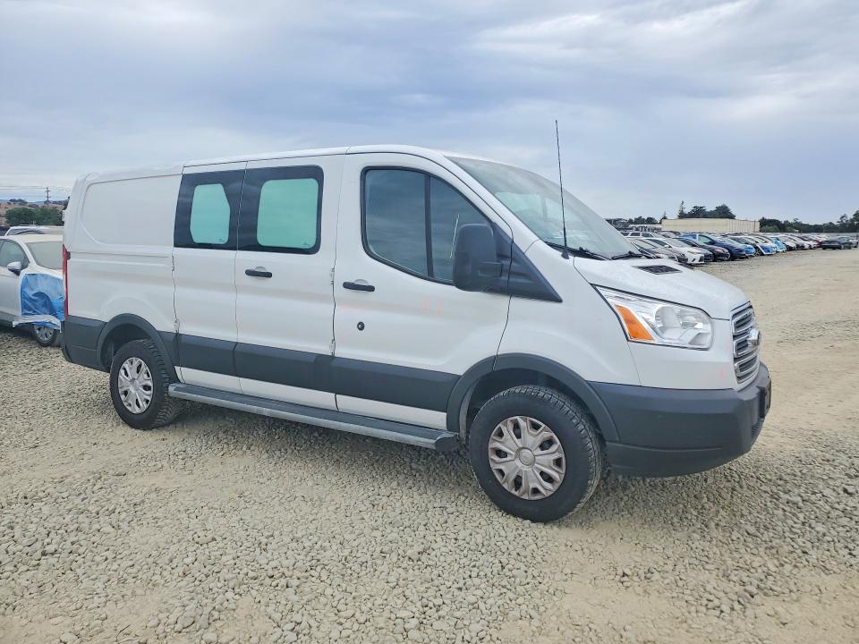 60822276 :رقم المزاد ، 1FTYR1ZM6KKB21384 vin ، 2019 Ford Transit مزاد بيع