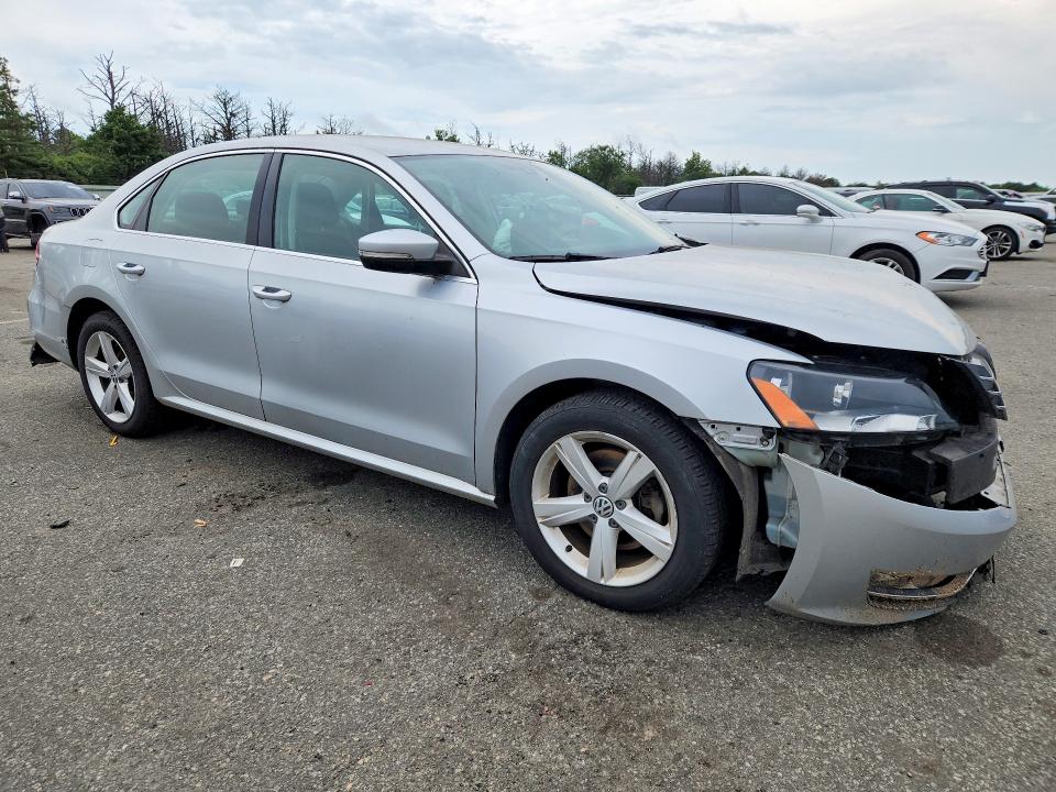 2015 Volkswagen Passat მანქანა იყიდება აუქციონზე, vin: 1VWAT7A33FC070917, აუქციონის ნომერი: 60321916