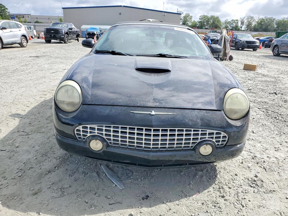 2003 Ford Thunderbird მანქანა იყიდება აუქციონზე, vin: 1FAHP60A93Y104685, აუქციონის ნომერი: 61804976