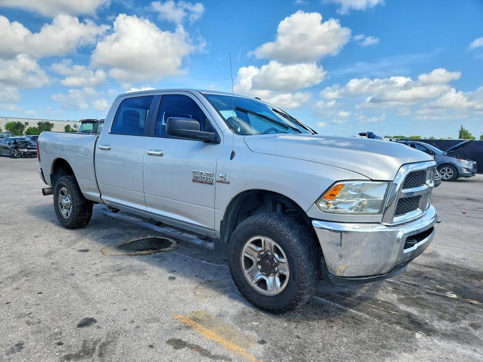 Продаж на аукціоні авто 2018 Ram 2500, vin: 3C6UR5DLXJG398203, номер лоту: 59348296