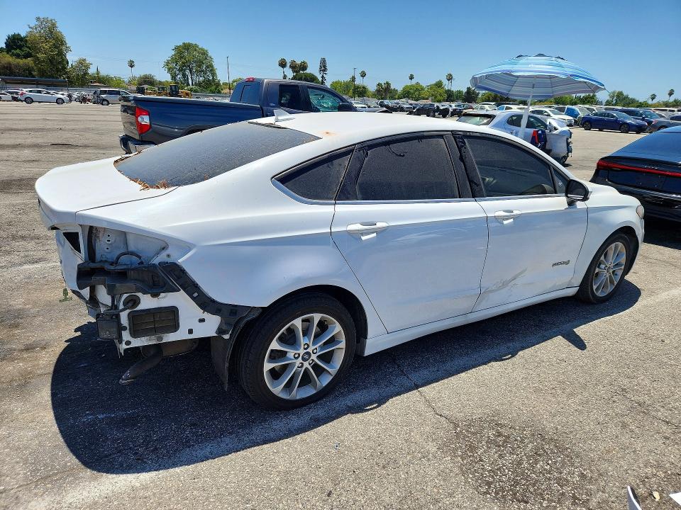 Продаж на аукціоні авто 2019 Ford Fusion, vin: 3FA6P0LU1KR202200, номер лоту: 61807156