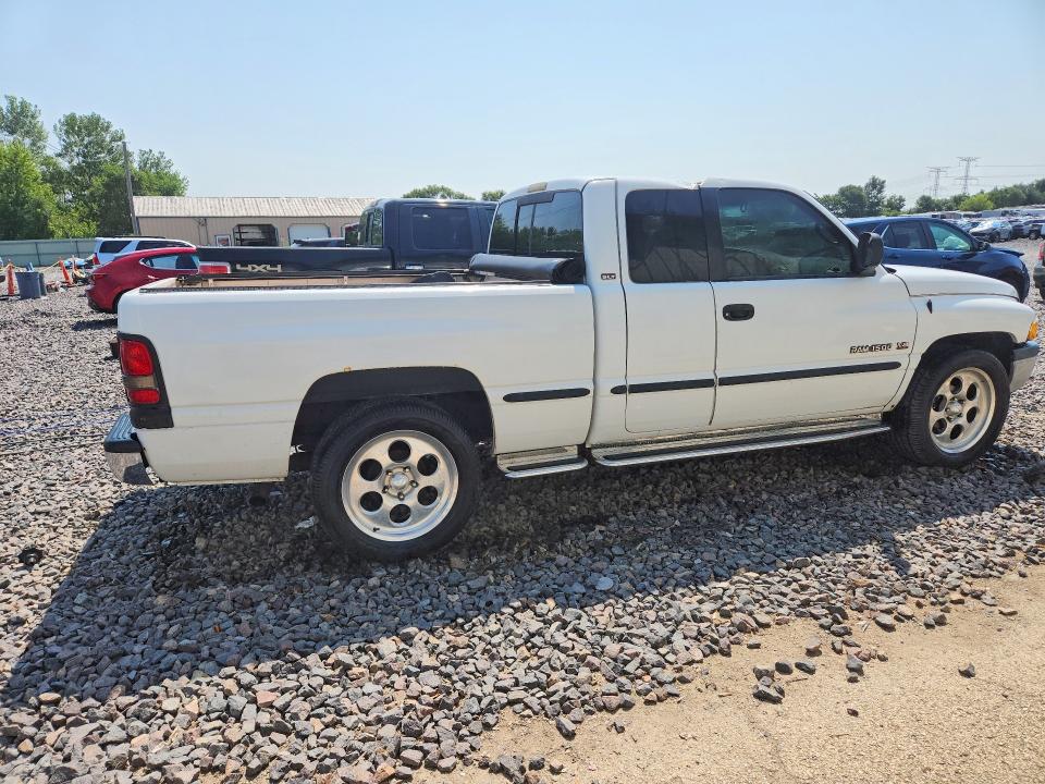 62884486 :رقم المزاد ، 1B7HC13Z5WJ102679 vin ، 1998 Dodge Ram 1500 مزاد بيع