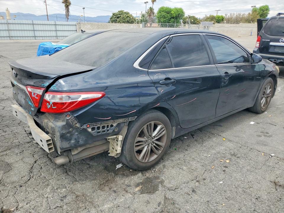 Продаж на аукціоні авто 2015 Toyota Camry, vin: 4T1BF1FK6FU017355, номер лоту: 61942096