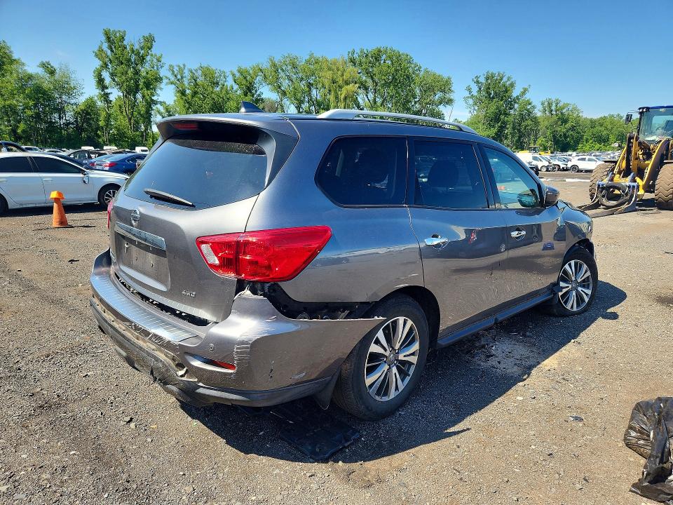 60230476 :رقم المزاد ، 5N1DR2AM7LC637681 vin ، 2020 Nissan Pathfinder مزاد بيع