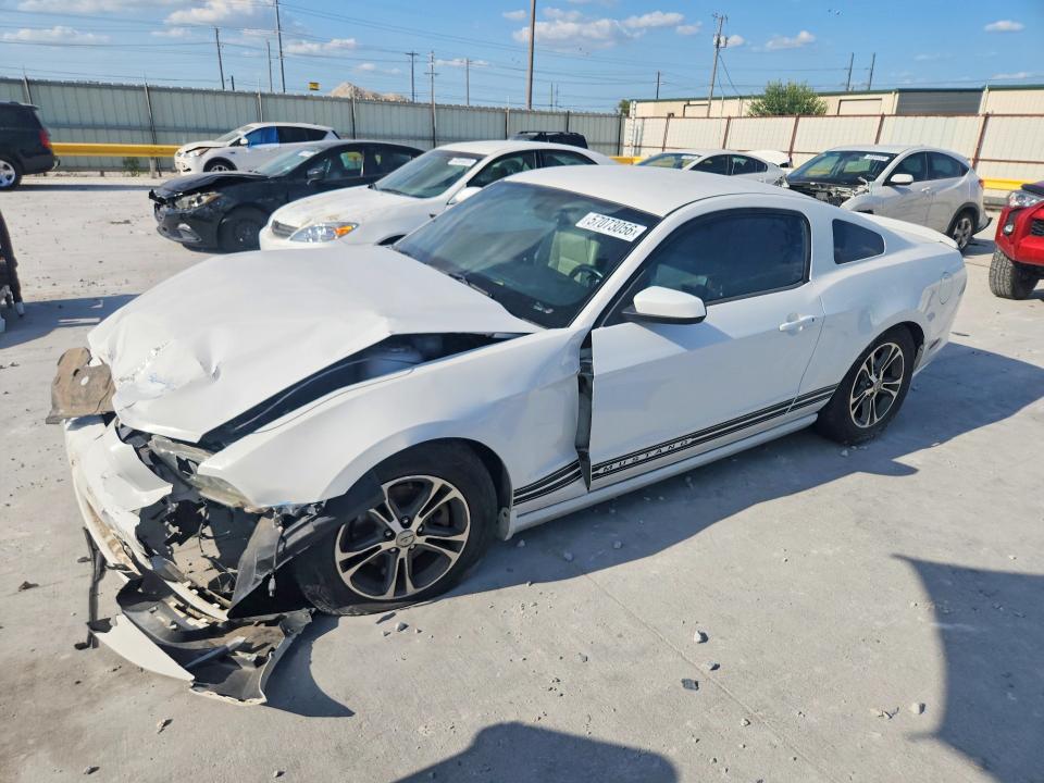 57073056 :رقم المزاد ، 1ZVBP8AM8E5201527 vin ، 2014 Ford Mustang مزاد بيع