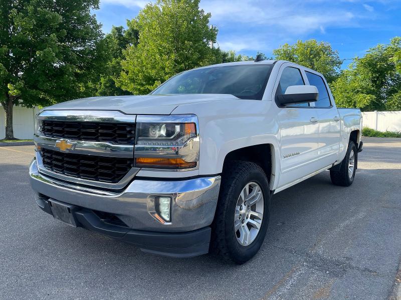 Продаж на аукціоні авто 2017 Chevrolet Silverado, vin: 3GCUKREC8HG163585, номер лоту: 61973876