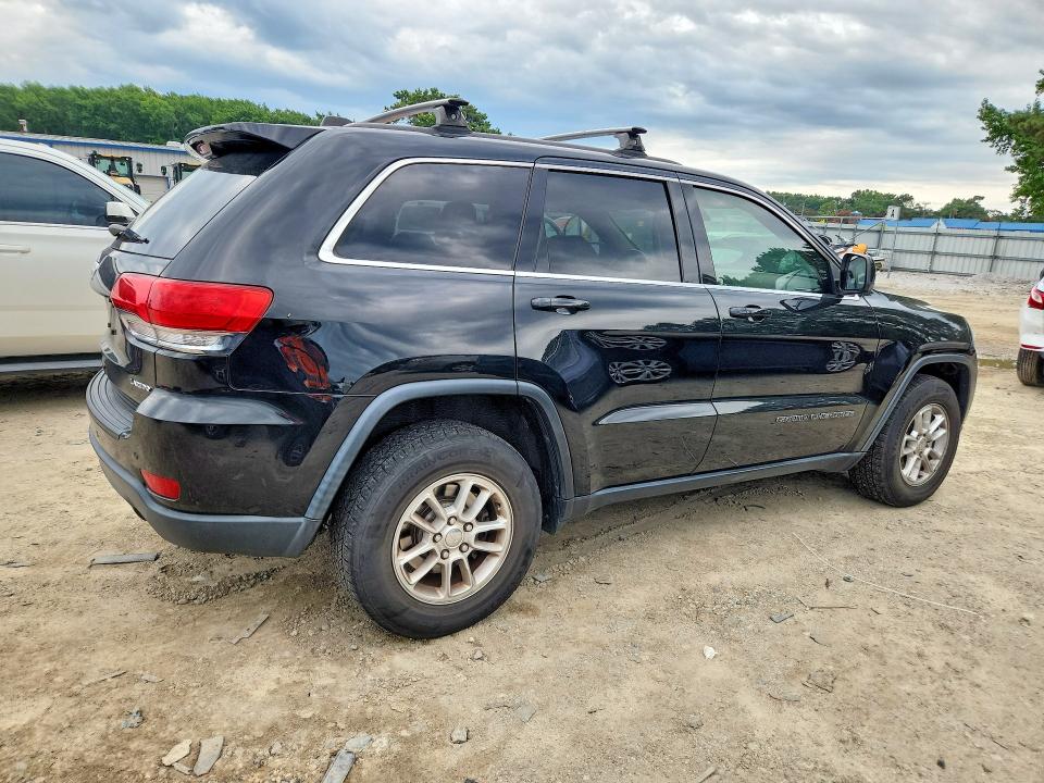 60161876 :رقم المزاد ، 1C4RJFAG3JC280385 vin ، 2018 Jeep Grand Cherokee مزاد بيع