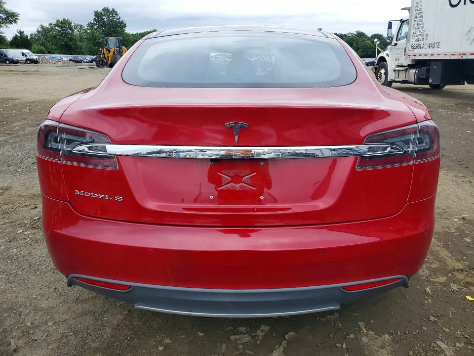 2015 Tesla Model S მანქანა იყიდება აუქციონზე, vin: 5YJSA1E27FF102735, აუქციონის ნომერი: 60248426