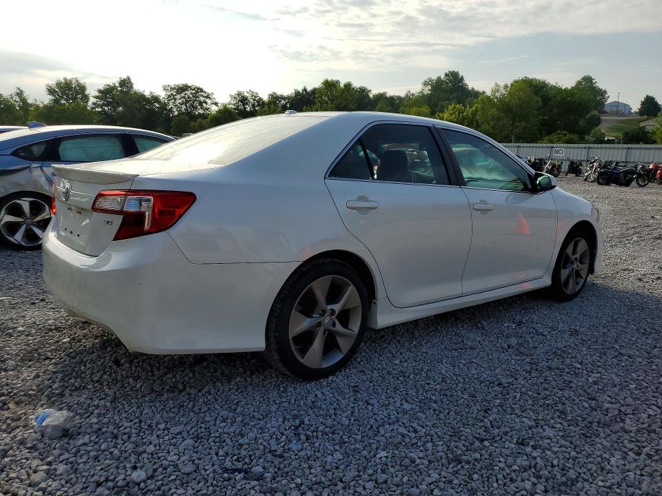 60300856 :رقم المزاد ، 4T1BF1FK6CU629759 vin ، 2012 Toyota Camry مزاد بيع