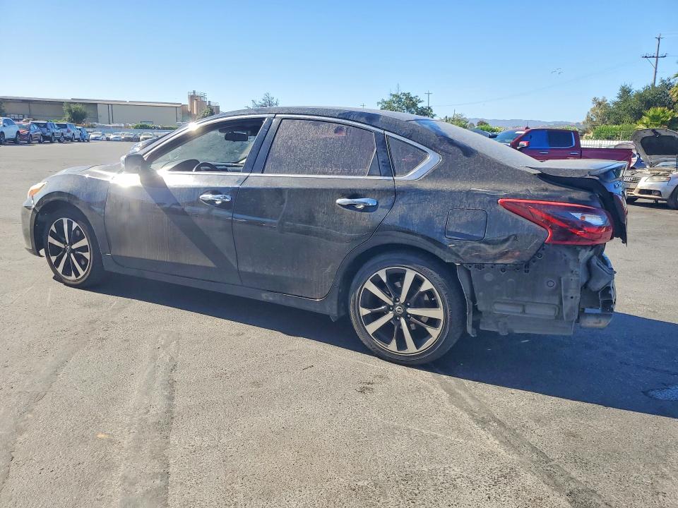 2018 Nissan Altima მანქანა იყიდება აუქციონზე, vin: 1N4AL3AP7JC289067, აუქციონის ნომერი: 62740666