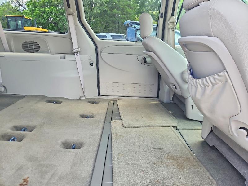 61960206 :رقم المزاد ، 2A4GP54LX7R289040 vin ، 2007 Chrysler Town & Country مزاد بيع