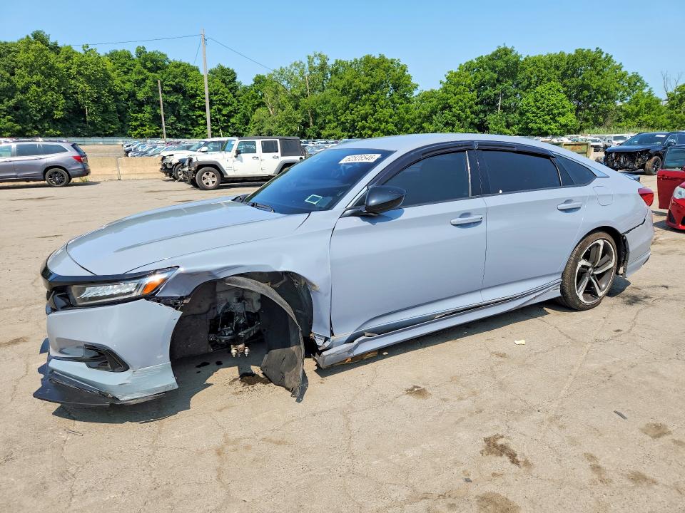 62528546 :رقم المزاد ، 1HGCV1F36NA112777 vin ، 2022 Honda Accord مزاد بيع