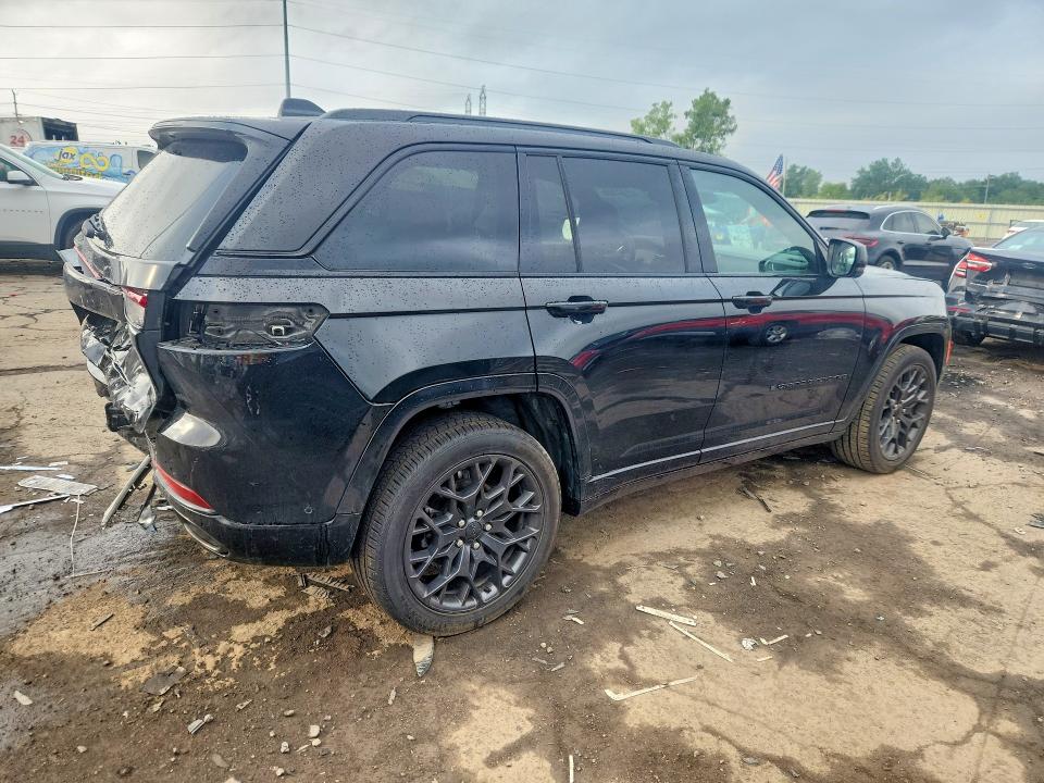 Продаж на аукціоні авто 2025 Jeep Grand Cherokee, vin: 1C4RJHEGXS8728213, номер лоту: 62567806