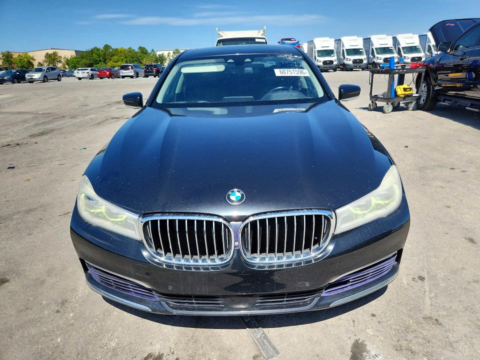2016 Bmw 750 მანქანა იყიდება აუქციონზე, vin: WBA7F2C57GG419252, აუქციონის ნომერი: 60751596