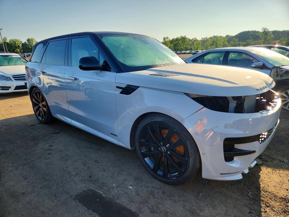 2024 Land Rover Range Rover Sport მანქანა იყიდება აუქციონზე, vin: SAL119F45RA408199, აუქციონის ნომერი: 61880906