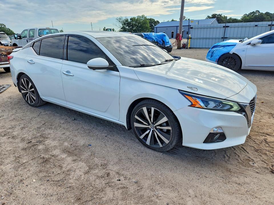 61601276 :رقم المزاد ، 1N4BL4FV0KN328458 vin ، 2019 Nissan Altima مزاد بيع