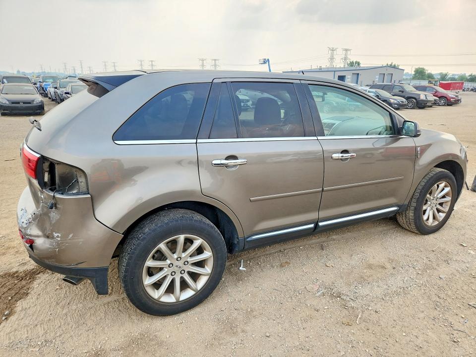 61339606 :رقم المزاد ، 2LMDJ8JK3CBL17058 vin ، 2012 Lincoln Mkx مزاد بيع