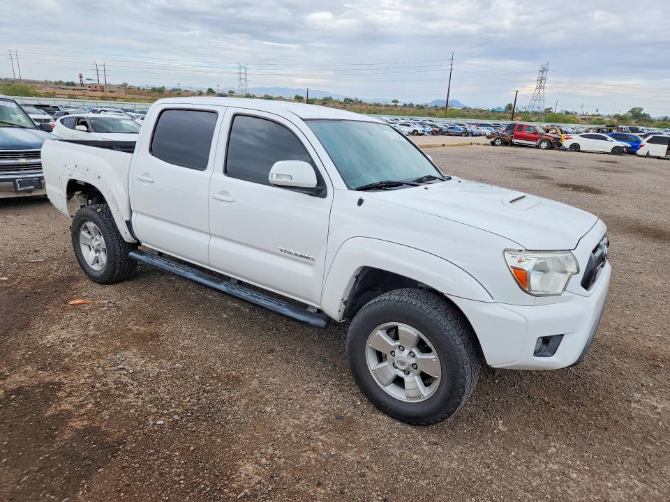 61691346 :رقم المزاد ، 5TFJU4GN3FX072747 vin ، 2015 Toyota Tacoma مزاد بيع
