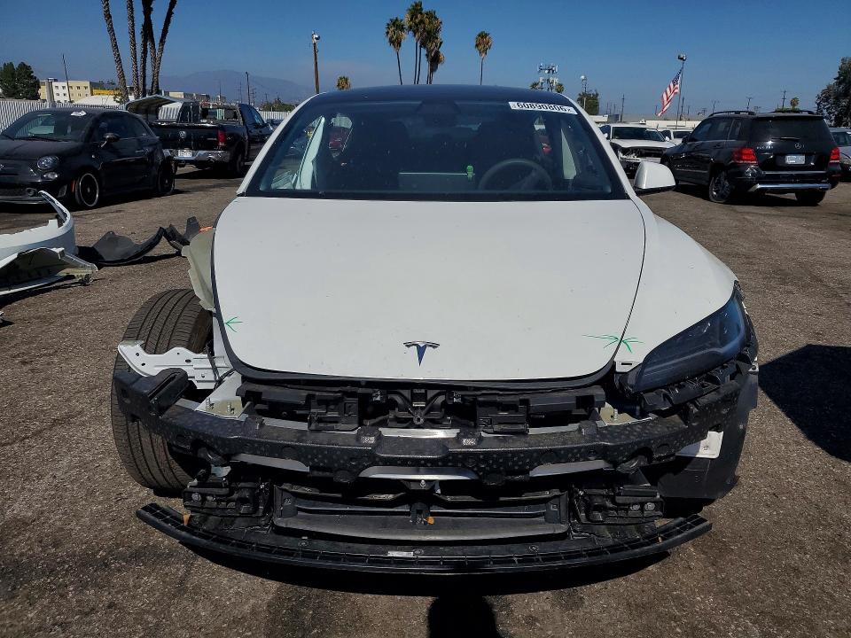 Продаж на аукціоні авто 2025 Tesla Model 3, vin: 5YJ3E1EA5SF072046, номер лоту: 60890806