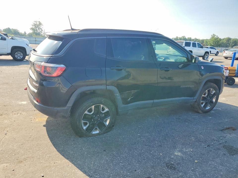 Продажа на аукционе авто 2018 Jeep Compass, vin: 3C4NJDDB6JT130746, номер лота: 61296096