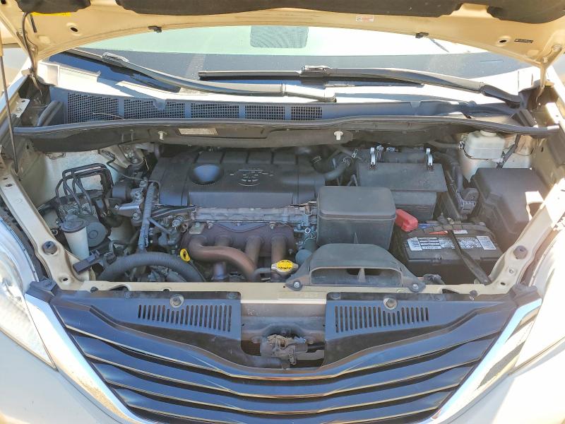 63014026 :رقم المزاد ، 5TDKA3DC8BS007774 vin ، 2011 Toyota Sienna مزاد بيع
