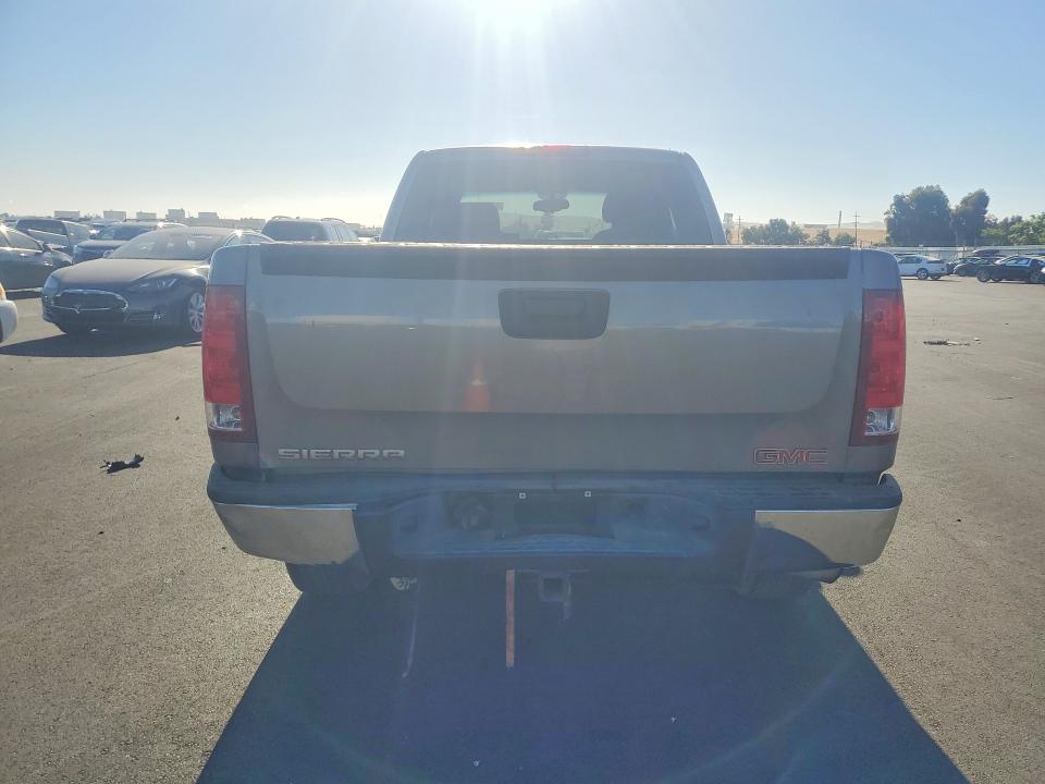 61508966 :رقم المزاد ، 1GTEC19X78Z227194 vin ، 2008 Gmc Sierra مزاد بيع