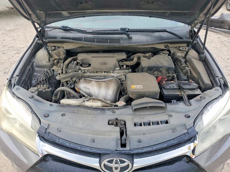 60074526 :رقم المزاد ، 4T1BF1FKXHU666918 vin ، 2017 Toyota Camry مزاد بيع