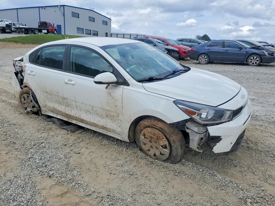 62438036 :رقم المزاد ، 3KPA24AD8NE434172 vin ، 2022 Kia Rio مزاد بيع
