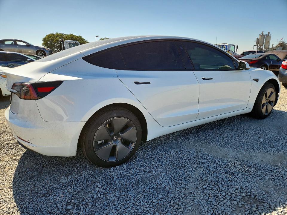 2023 Tesla Model 3 მანქანა იყიდება აუქციონზე, vin: 5YJ3E1EA4PF692815, აუქციონის ნომერი: 59899196