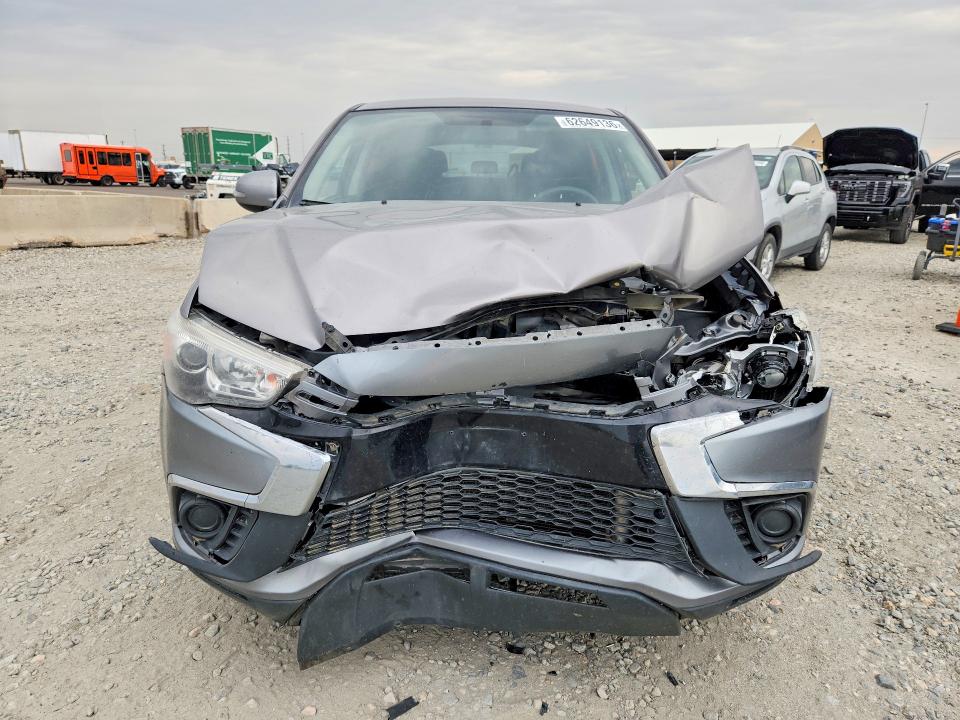 62649136 :رقم المزاد ، JA4AP3AUXJU002006 vin ، 2018 Mitsubishi Outlander Sport مزاد بيع