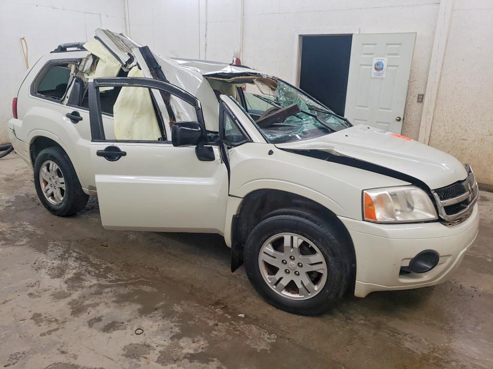 60464846 :رقم المزاد ، 4A4MM21SX8E034312 vin ، 2008 Mitsubishi Endeavor مزاد بيع