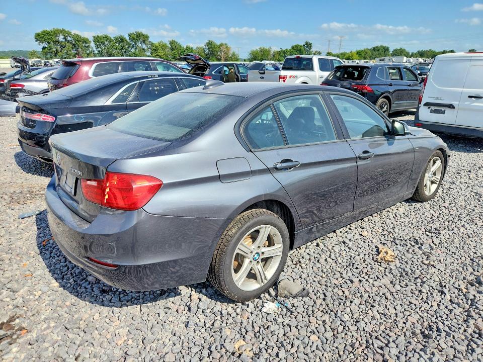 Продаж на аукціоні авто 2013 Bmw 328, vin: WBA3B3C51DF532650, номер лоту: 85633845