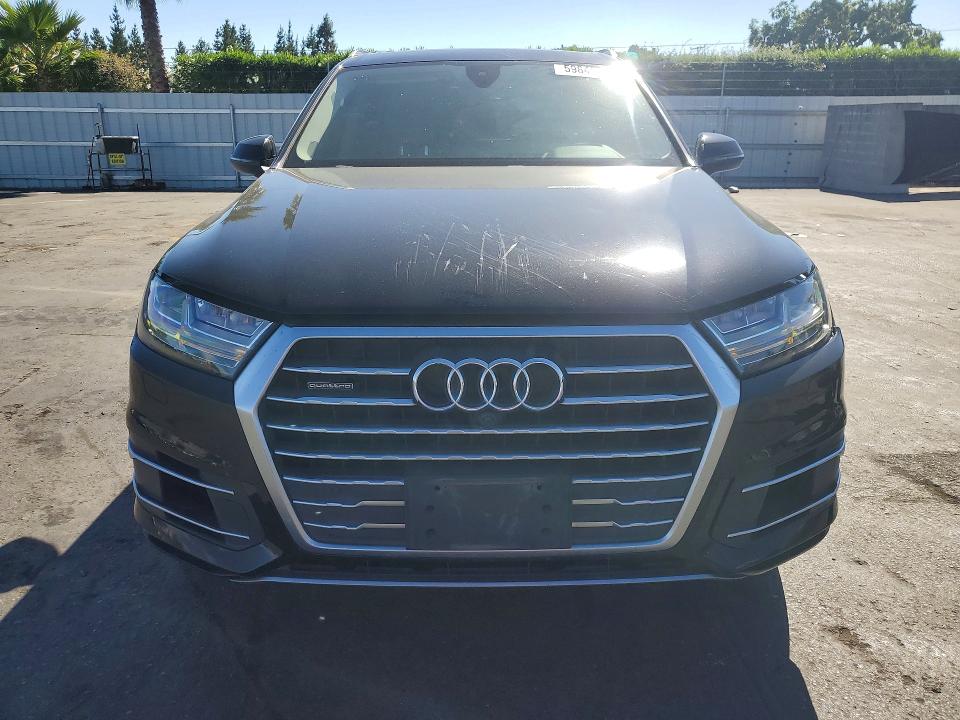 2018 Audi Q7 მანქანა იყიდება აუქციონზე, vin: WA1LAAF70JD005787, აუქციონის ნომერი: 59843316