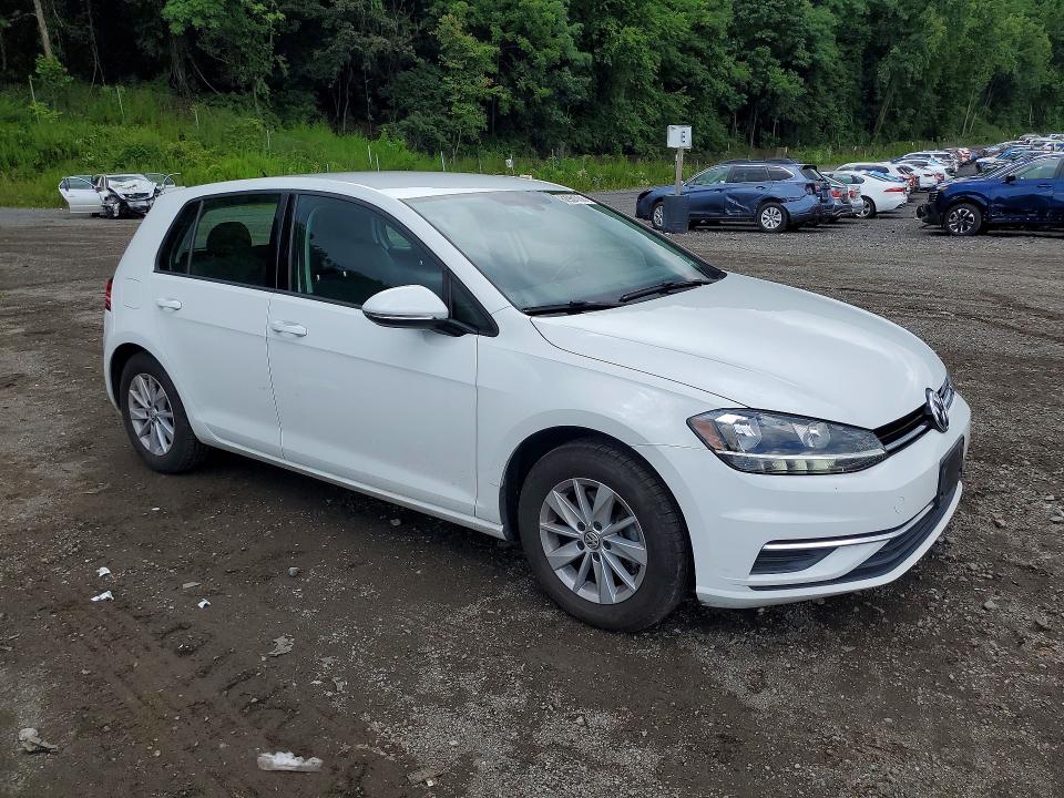 2018 Volkswagen Golf მანქანა იყიდება აუქციონზე, vin: 3VWB17AU6JM262455, აუქციონის ნომერი: 62961736