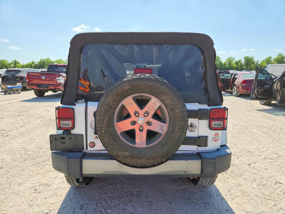 Продаж на аукціоні авто 2015 Jeep Wrangler Unlimited, vin: 1C4BJWDG4FL568503, номер лоту: 62929936