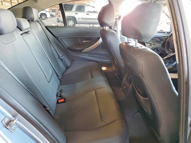 61351576 :رقم المزاد ، WBA3B1C53EK132795 vin ، 2014 Bmw 320 مزاد بيع