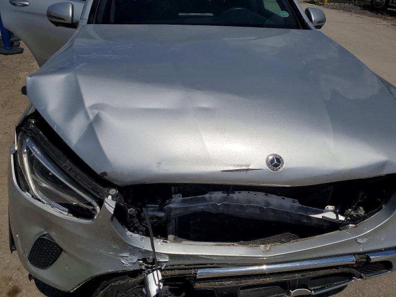 60433406 :رقم المزاد ، W1N0G8DB1LF791381 vin ، 2020 Mercedes-benz Glc مزاد بيع