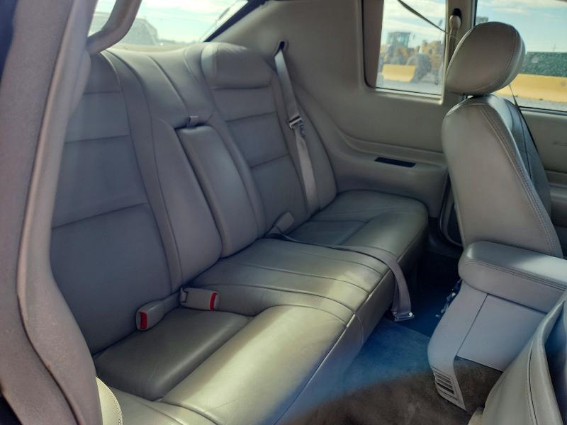 60522686 :رقم المزاد ، 1G6EL12Y51B104448 vin ، 2001 Cadillac Eldorado مزاد بيع