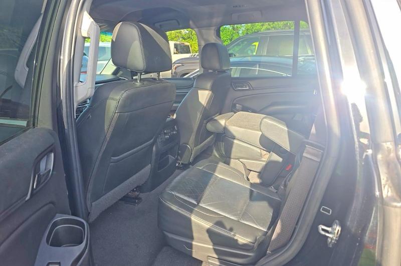 61905626 :رقم المزاد ، 1GNSKBKC0LR111239 vin ، 2020 Chevrolet Tahoe مزاد بيع