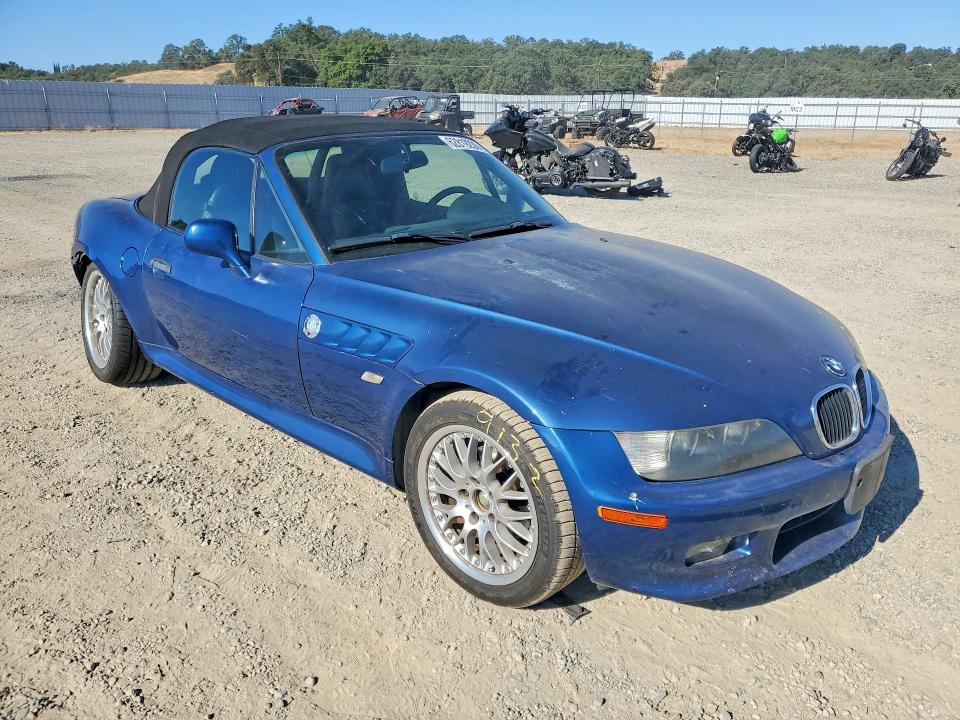 62819236 :رقم المزاد ، 4USCH3347YLF42841 vin ، 2000 Bmw Z3 مزاد بيع