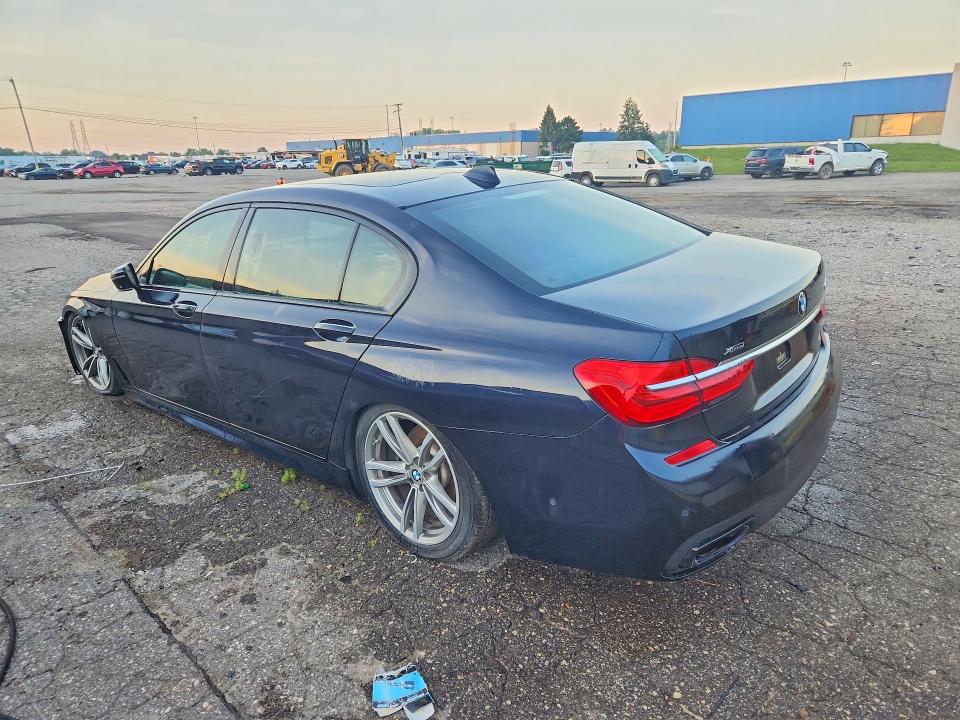 59332046 :رقم المزاد ، WBA7F2C55GG420836 vin ، 2016 Bmw 750 مزاد بيع