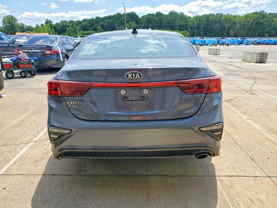 2019 Kia Forte მანქანა იყიდება აუქციონზე, vin: 3KPF24AD2KE136265, აუქციონის ნომერი: 62725836