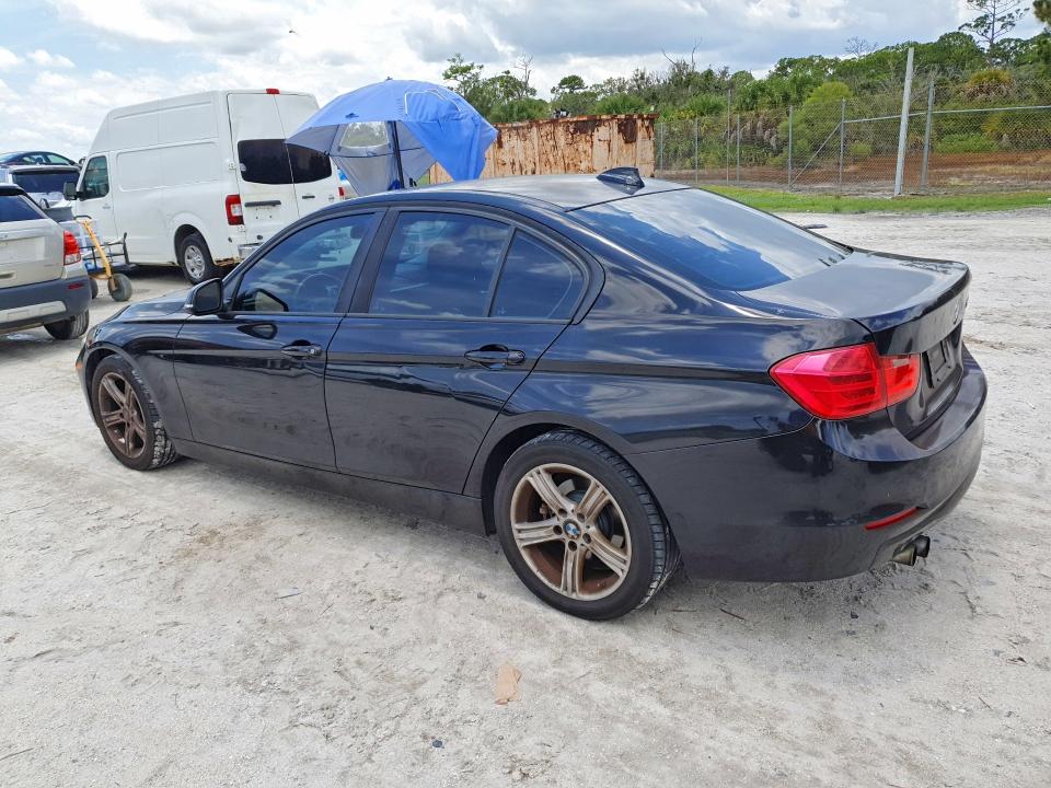 63290676 :رقم المزاد ، WBA3A5C57FF608647 vin ، 2015 Bmw 328 مزاد بيع