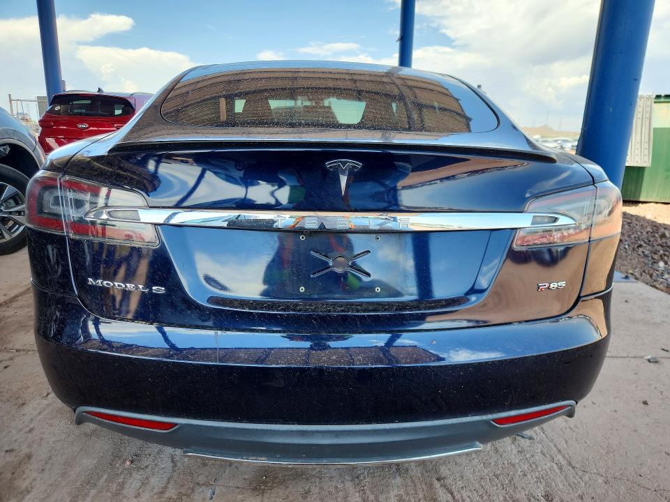 2013 Tesla Model S მანქანა იყიდება აუქციონზე, vin: 5YJSA1DP6DFP04598, აუქციონის ნომერი: 60368616